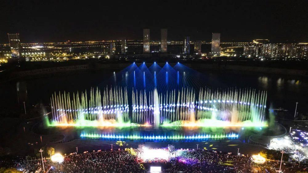 西双版纳|中国最美夜景“灯光璀璨 ”网红打卡地9座城市，你来过吗？