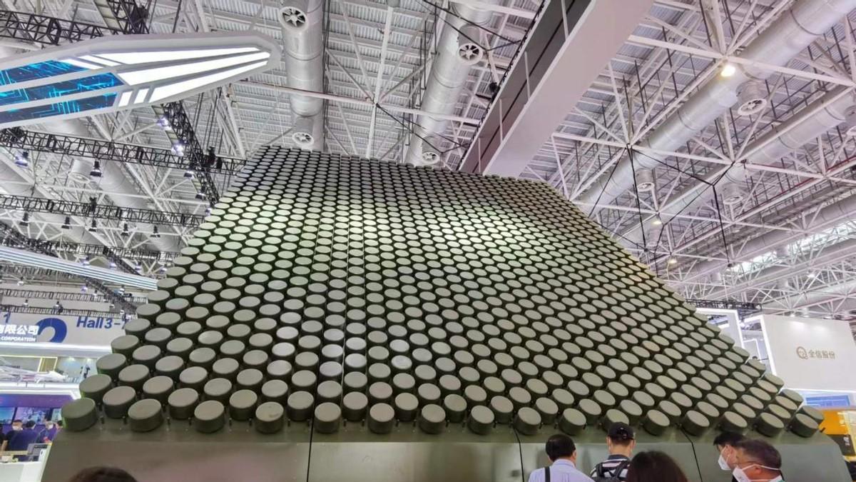 珠展“隐藏大杀器”，打开天线对准外太空，星链想躲都躲不了