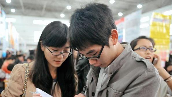 招聘|中铁工程局面向社会招聘，实习期薪资10万起，不设笔试本科可报