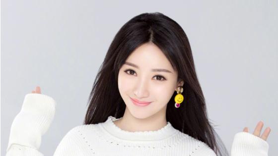 柳岩|人鱼裙搭配长袖卫衣，让柳岩找到颜值巅峰，网友：好美！