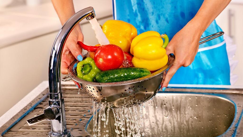 教育培训|54岁大妈坦言：已经退休四年了，不聚会不串门，不求职不打牌，太爽了