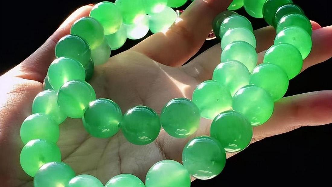 翡翠|翡翠珠串为什么会那么贵？