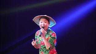 草帽姐|草根明星“草帽姐”，是如何从村妇逆袭成1000平豪宅女主人的？