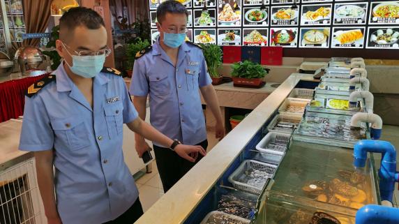 巴拉格宗|我市严查“旅游季”食品安全