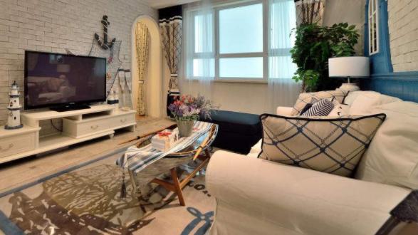 客厅太小？为何不试试不要茶几？这样装也能很美，贼享受！