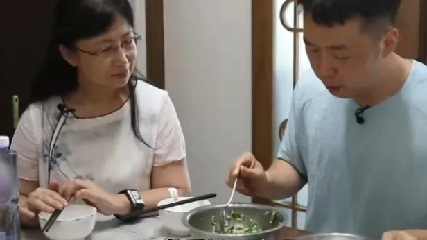 鹈鹕队 杜海涛首次在节目里分享自己的减肥食谱，可众多人看后表示：下不了口