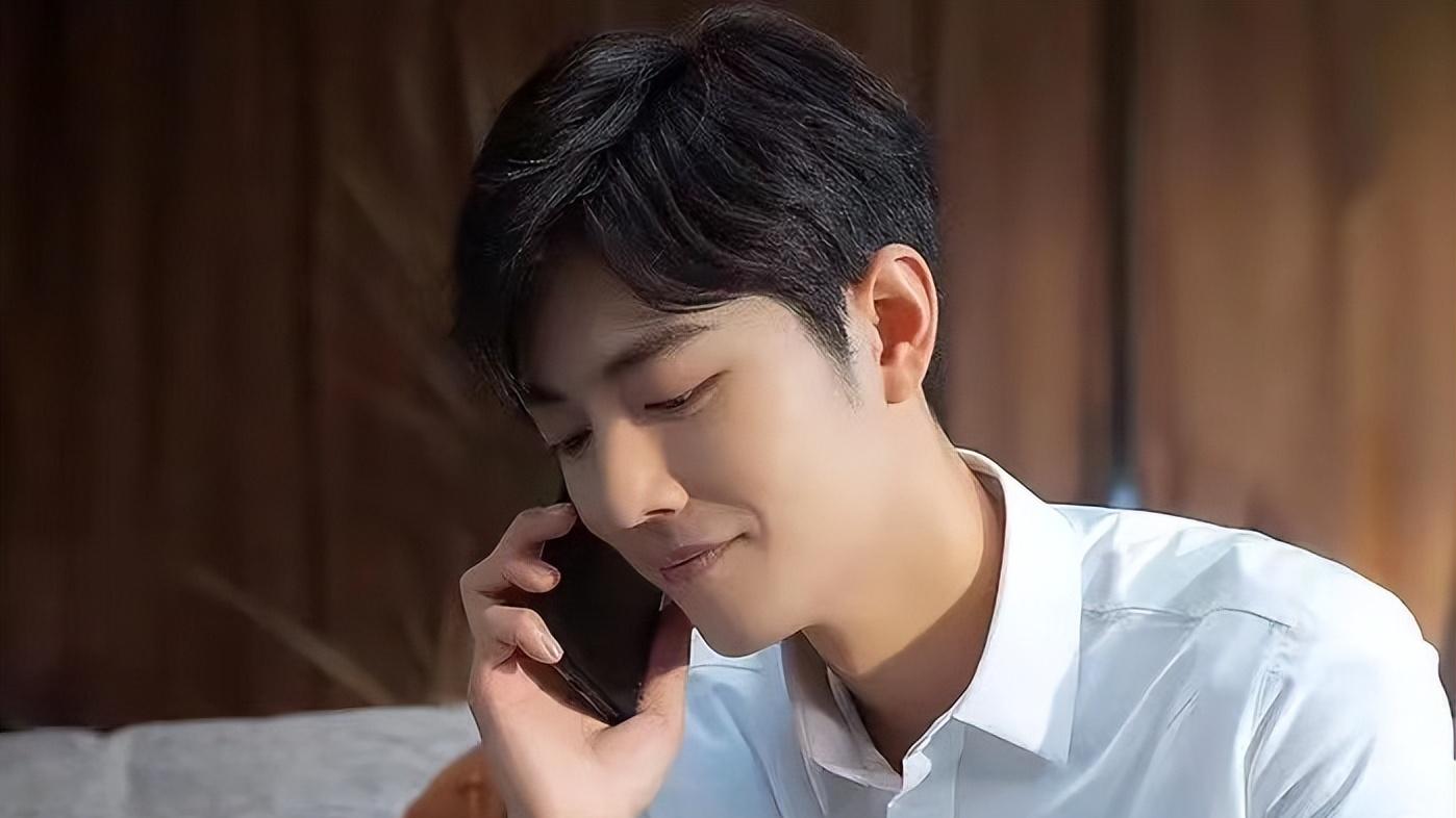陈飞宇|开播成榜单冠军，陈飞宇甩出王炸，《点燃我，温暖你》4集不够看