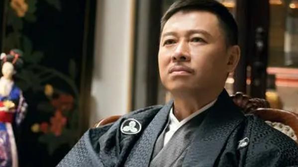 胡亚捷|胡亚捷：三次差点离婚，与妻子越吵越亲密，如今恩爱如初