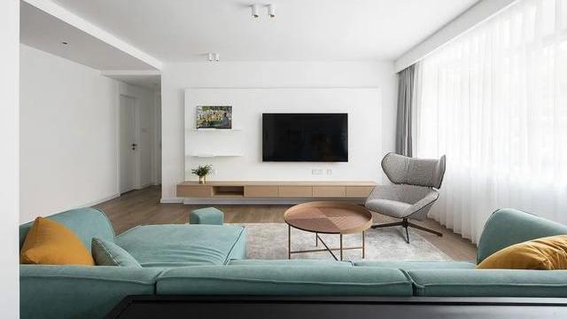 江苏夫妻的“穷装”新房火了，装修简约高级，越住越舒服