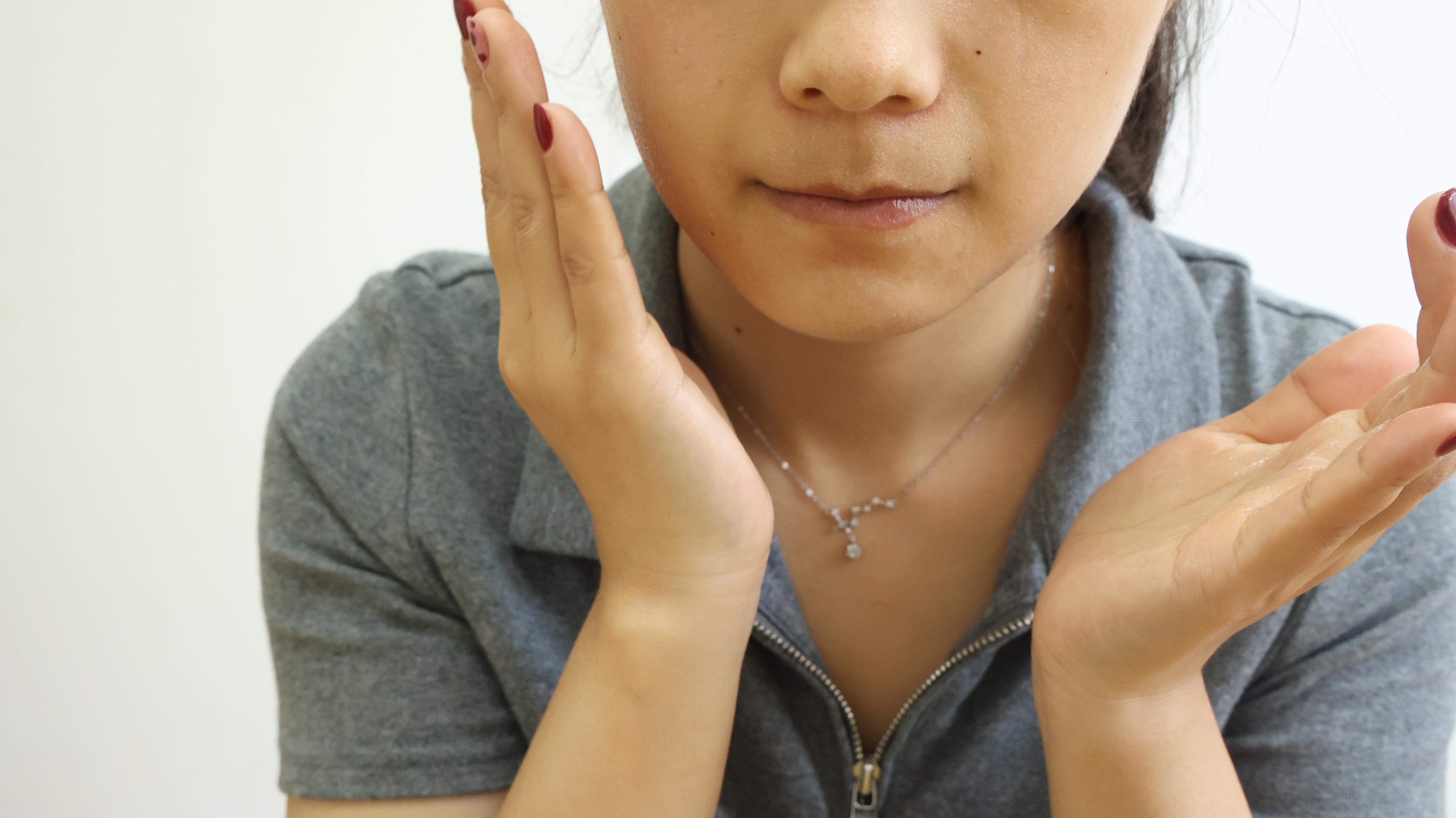 护肤 女性若想在绝经后依旧看不出年龄，效仿这些习惯，或能保持年轻