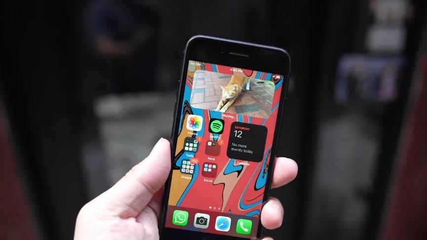 芯片|苹果手机也遇冷场？A15芯片+128GB，价格降至2799元