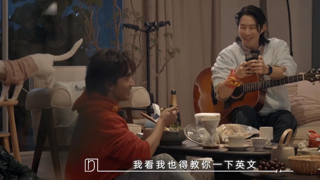 言承旭|言承旭吴建豪同框，谈F4解散原因，叹：如果当时不互相嫉妒就好了