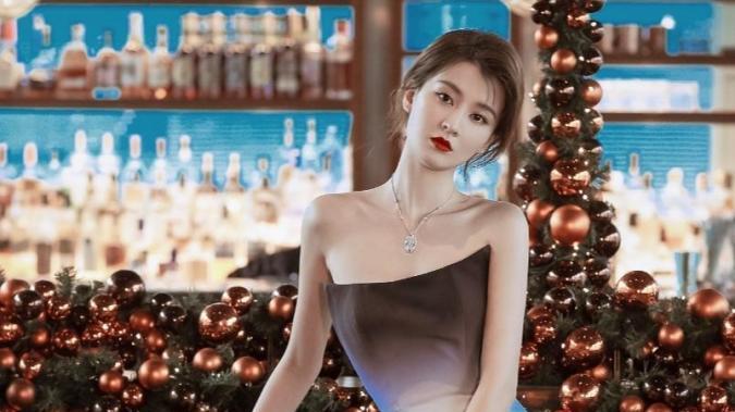 恋爱脑|拥有魔鬼身材的90后女星，金晨关晓彤上榜，迪丽热巴排第几？