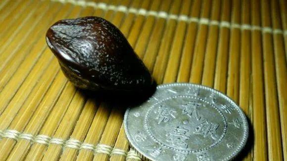 椰枣|不要随意扔啦！这种核分分钟盘出牛津红！