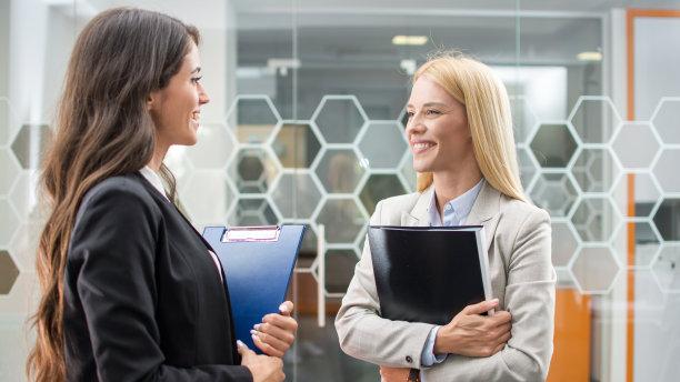 |职场上遇到不讲理的上级怎么办？