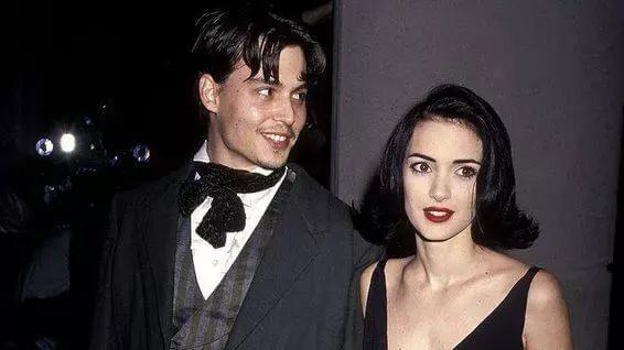 约翰尼·德普|传迪士尼3亿美元天价邀约翰尼.德普重回《加勒比海盗6》