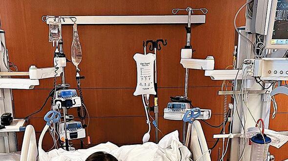 李嘉欣|李嘉欣首谈大病原因及发病经过，曝因短信“标点符号”误差险丧命