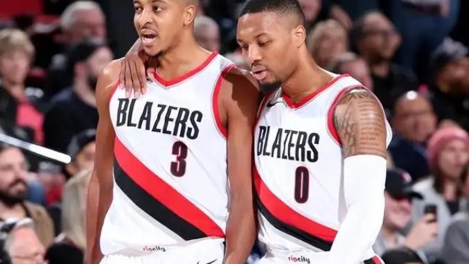 加快重建！美媒：3换3交易出来，7号签将成为筹码，一笔双赢结果