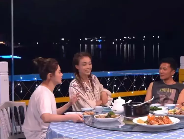 谢霆锋|容祖儿：最开始我们大家对谢霆锋印象都不好，谢霆锋随时都在耍帅