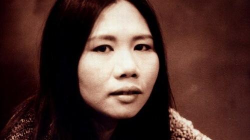 陈小霞|看重齐秦，青眼陈奕迅，出道42年，最是“风情万种”陈小霞