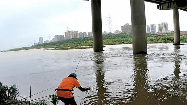 月牙泉|天热在哪些地方钓鱼比较好？夏天有这4个特征的钓位才是好钓位