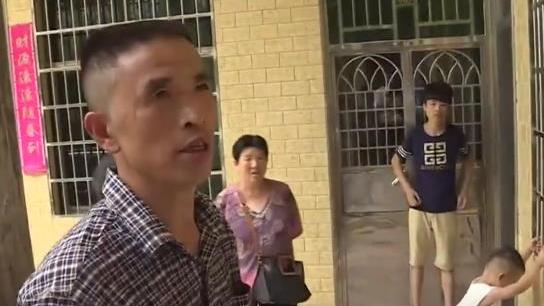 4岁孩子被拐卖，妈妈疯了爷爷自尽，22年后竟从缅甸寻回