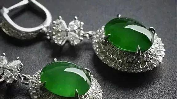 翡翠|投资七步走，玩转翡翠收藏市场~