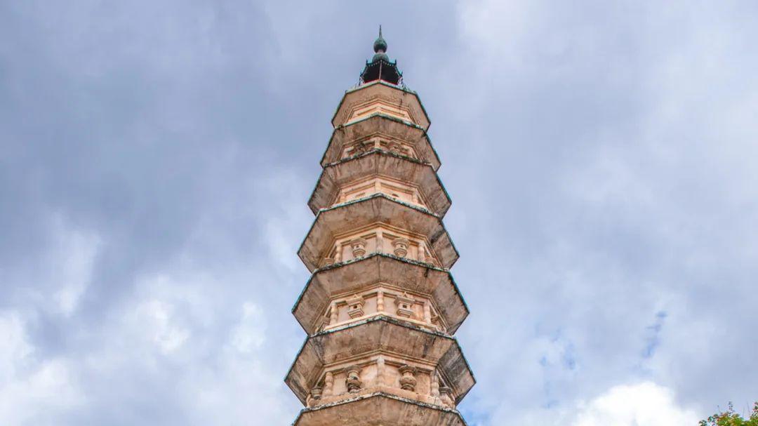 香山|文化之旅：细说崇圣寺三塔建筑的“唐宋混搭风”，换角度看大理！