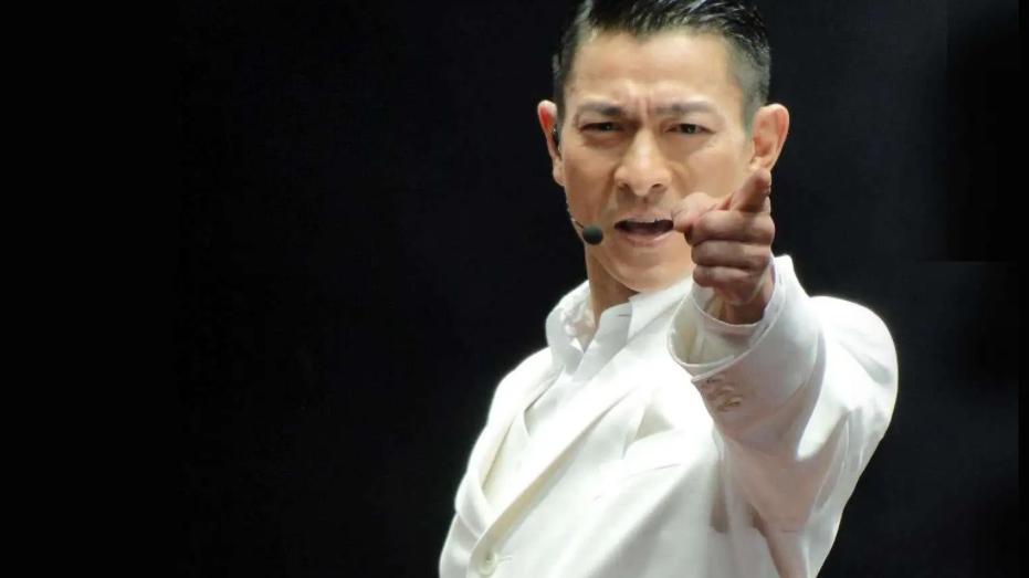 刘德华|如果张国荣现在活着，他和刘德华比，谁的地位高一点？