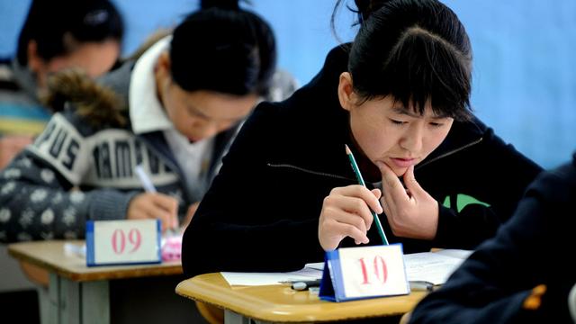 招聘|8月教师招聘已开启，这几点“硬件要求”很重要，非师范生也可报名