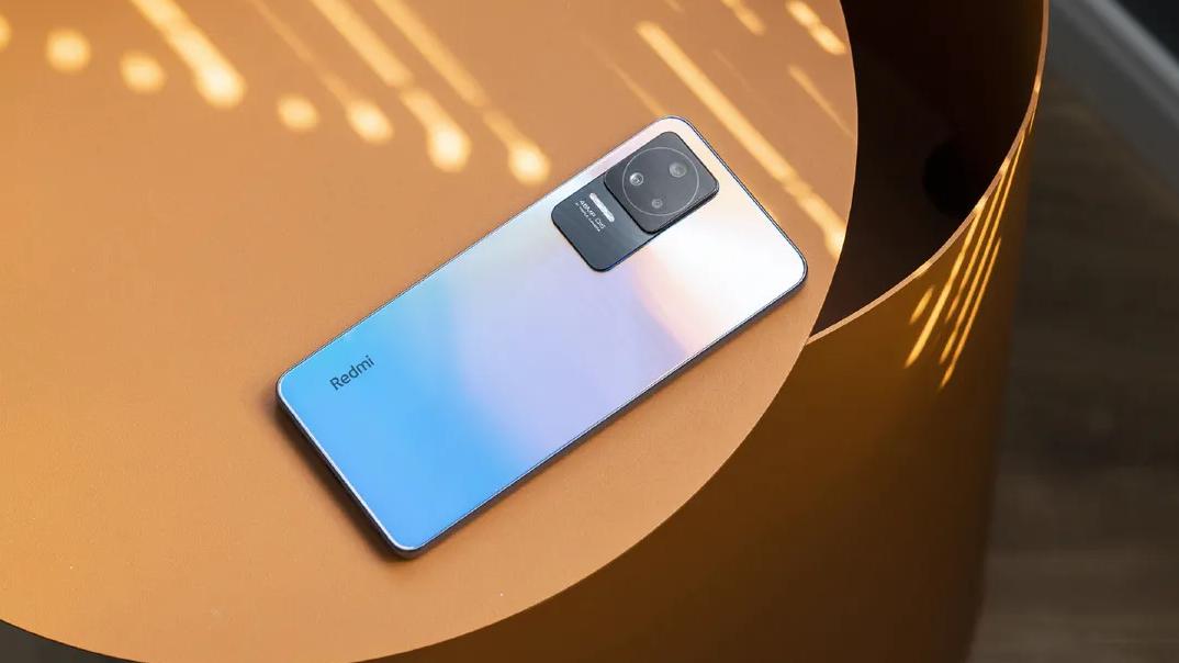 笔记本|这才是真香千元机，三星E4屏+67W快充，顶配跌至1879元