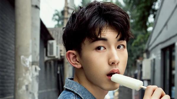 郭俊辰|长相阳光帅气的郭俊辰，刚出道就有自己的工作室，真是太了不起了