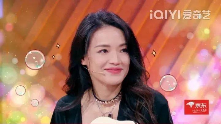 舒淇|从叛逆少女到金马影后，她带火了“松弛感”，却承认“努力有时很丢人”