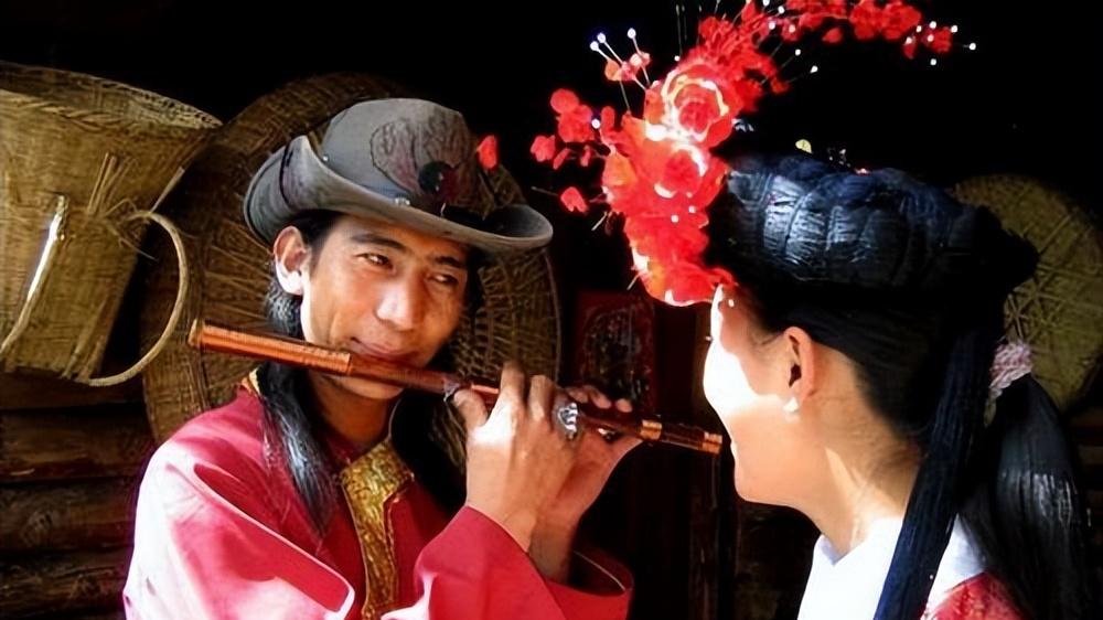 真实的“女儿国”——云南摩梭族：男不娶女不嫁，相互喜欢就走婚