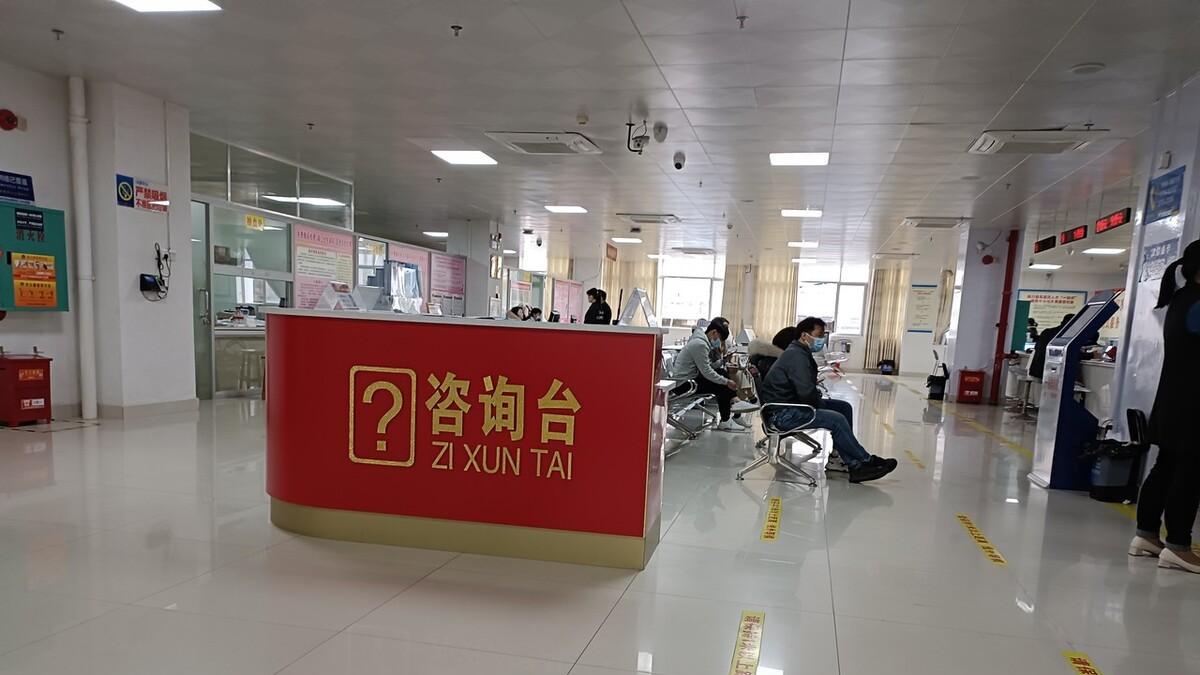 女子被丈夫家暴6年，离婚时丈夫突然瘫痪，婆婆：你得留下照顾他