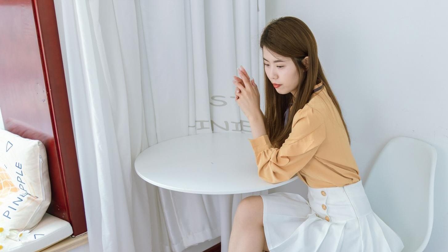 衬衫|一款吸睛又衬肤色的衬衫，让你有着好的精神气色