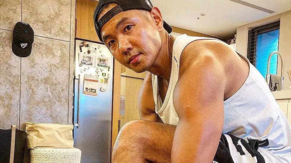 陈建州|陈建州：恋过小S，追过大S，娶了前女友闺蜜，被谢霆锋撕开遮羞布