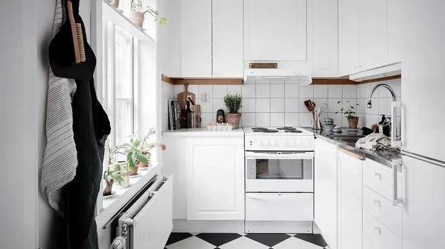 这个50㎡小户真「壕」，衣帽间和独立厨房一样不差，看完很羡慕！