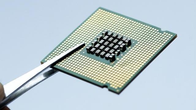 芯片|胜负已分！老美又敲定760亿芯片法案，外媒：还没认清现实？