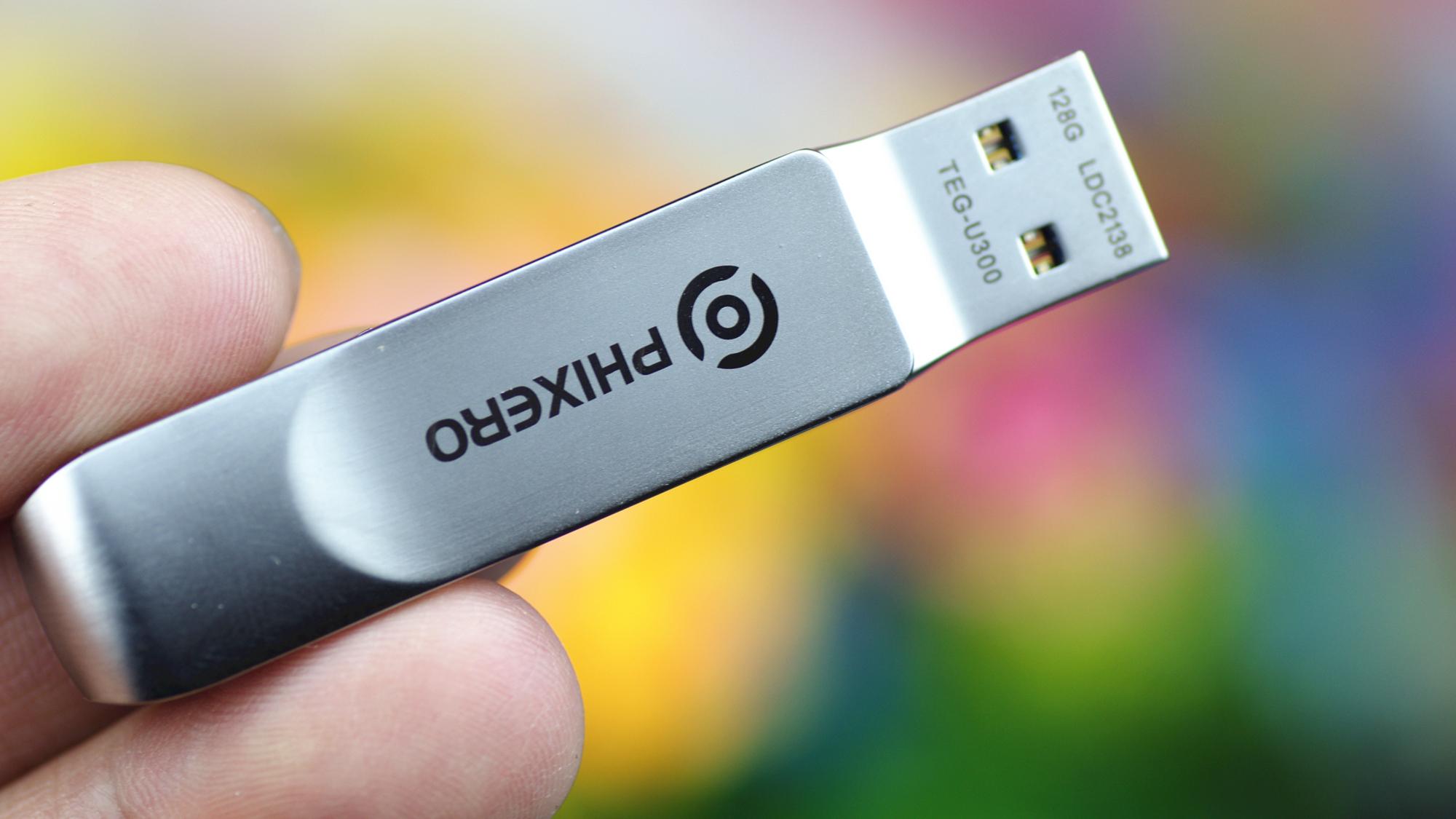 |双接口设计，手机电脑都可以用，斐数（PHIXERO）U300体验