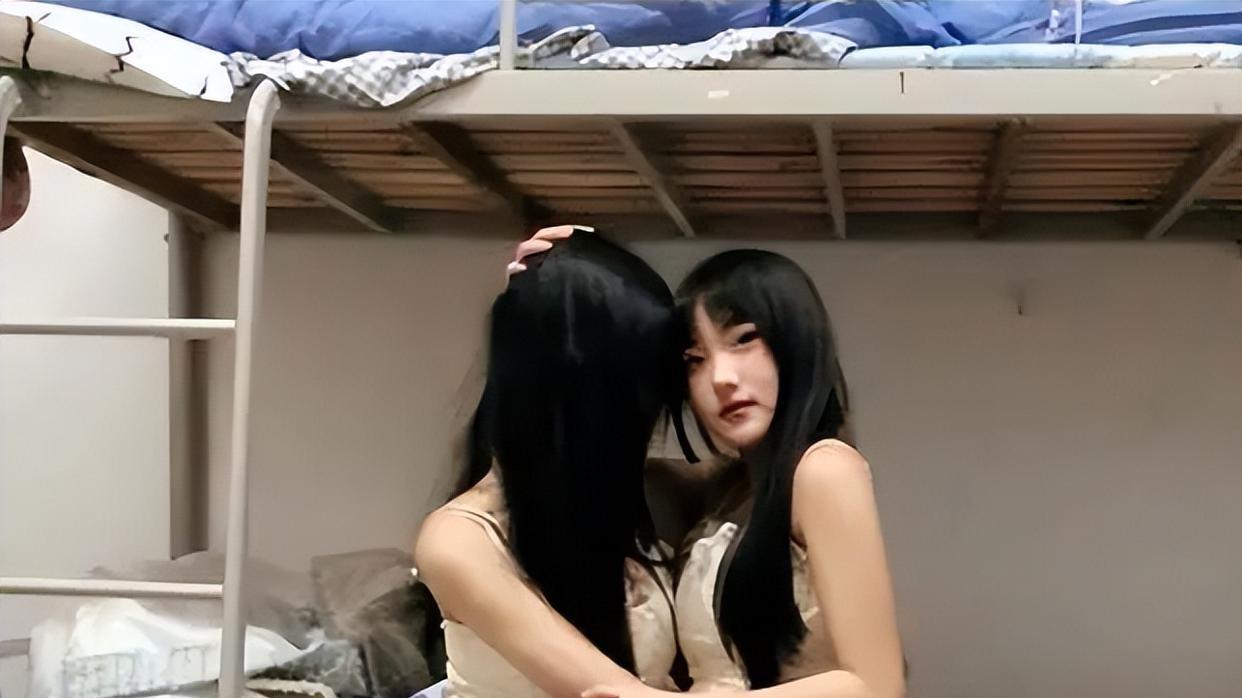 回顾：女子带男友回宿舍过夜，抱怨室友不避嫌，室友：你做得我看得