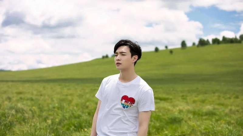 张艺兴|张艺兴为什么那么努力还总被黑？