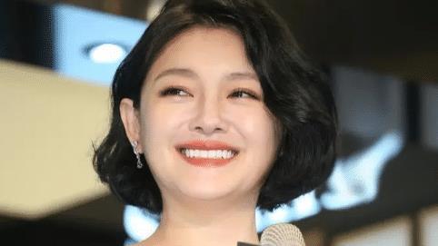 大S|曝大S亿万豪宅，被现场直播后熄灯，3个超大冲天光柱疑高电耗源头