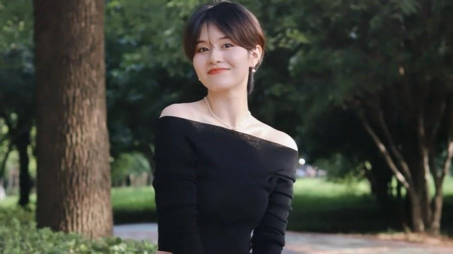 穿衣搭配 短发女性秋季这样穿搭！时尚减龄又显气质，利落大方又有品位