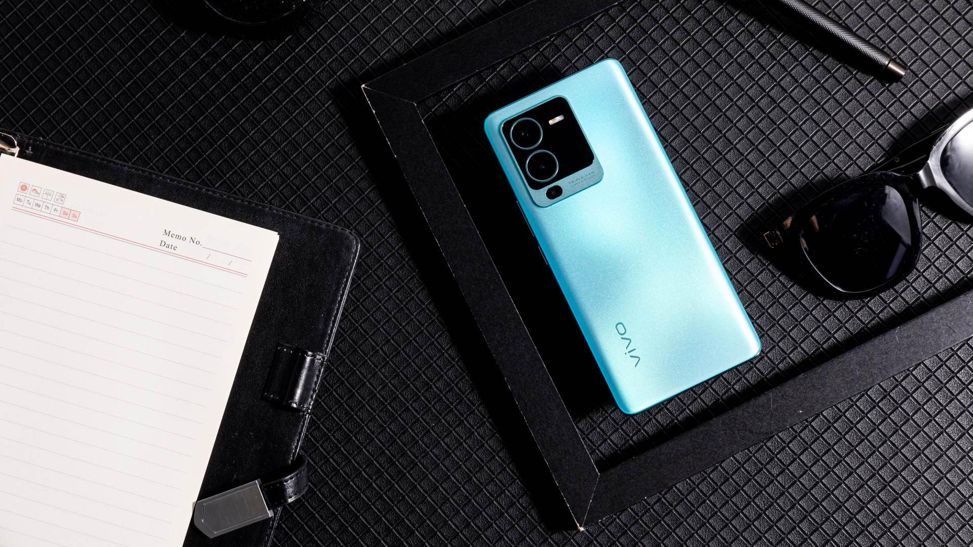 vivo s15|vivo S15 Pro蜕变为全能型旗舰，实测全方面表现都很亮眼