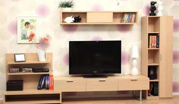 电视选择挂墙还是放在电视柜上，看完之后，你就会有答案