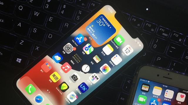 一加科技|iPhone 11钉子户双11换新分享，骁龙8+旗舰上手有些话想说说
