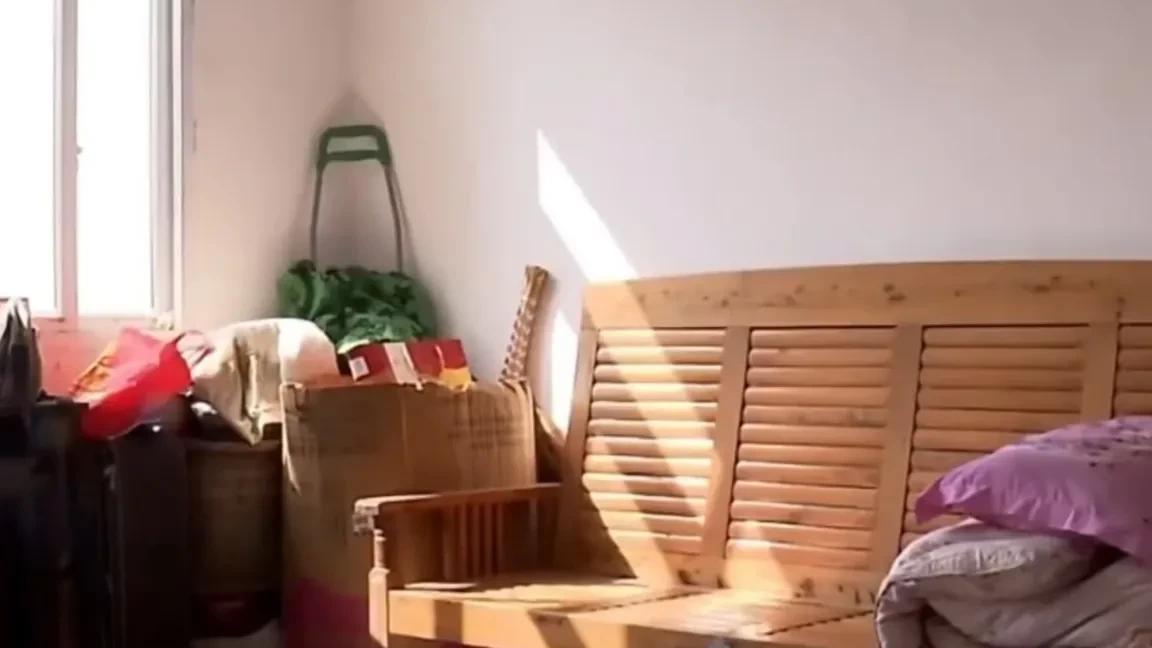 儿子拒绝赡养，老人一气之下带着百万拆迁款找女儿，儿子无计可施