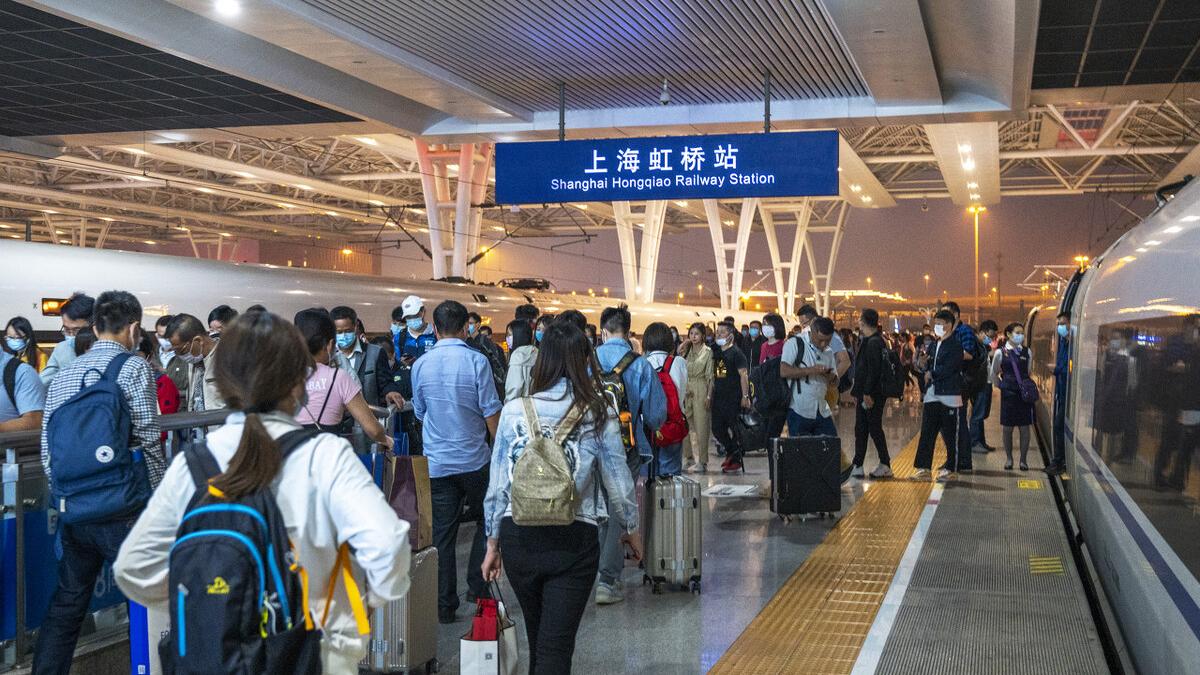 上海市|上海“离沪潮”的背后，为什么越来越多人选择回家工作了？