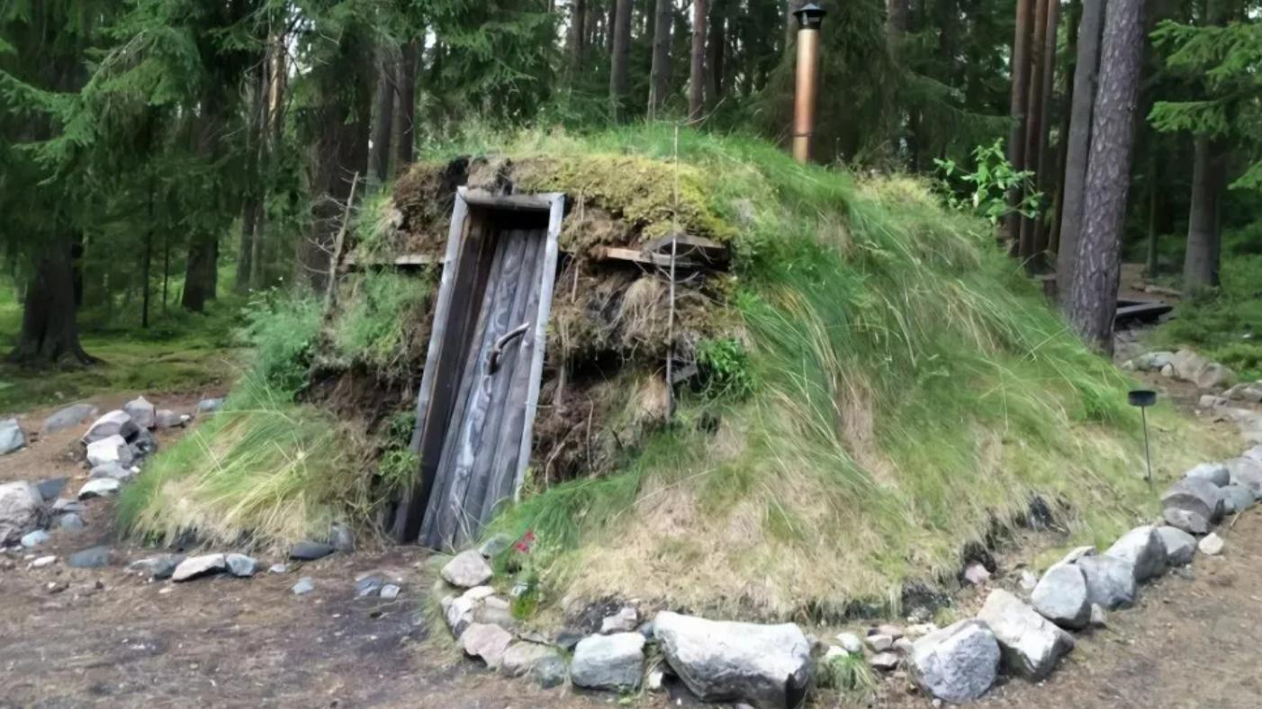 草原|瑞典条件差的酒店，从外面看像坟墓，没网没电没水一晚上1000元
